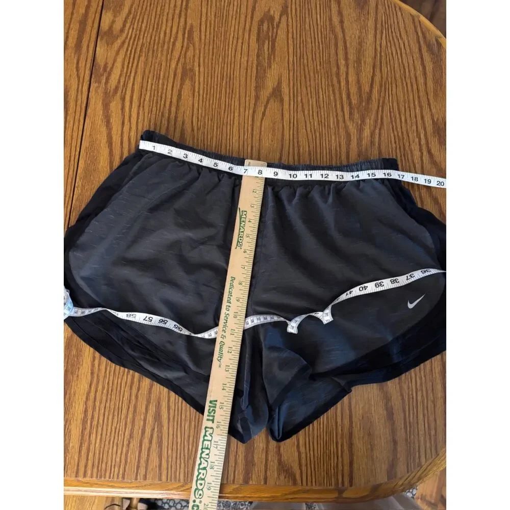 Nike Women's Tempo Dry Core 3 running shorts black & gray size 1X